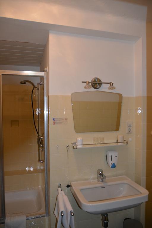 - Garni Stabauer Hotel